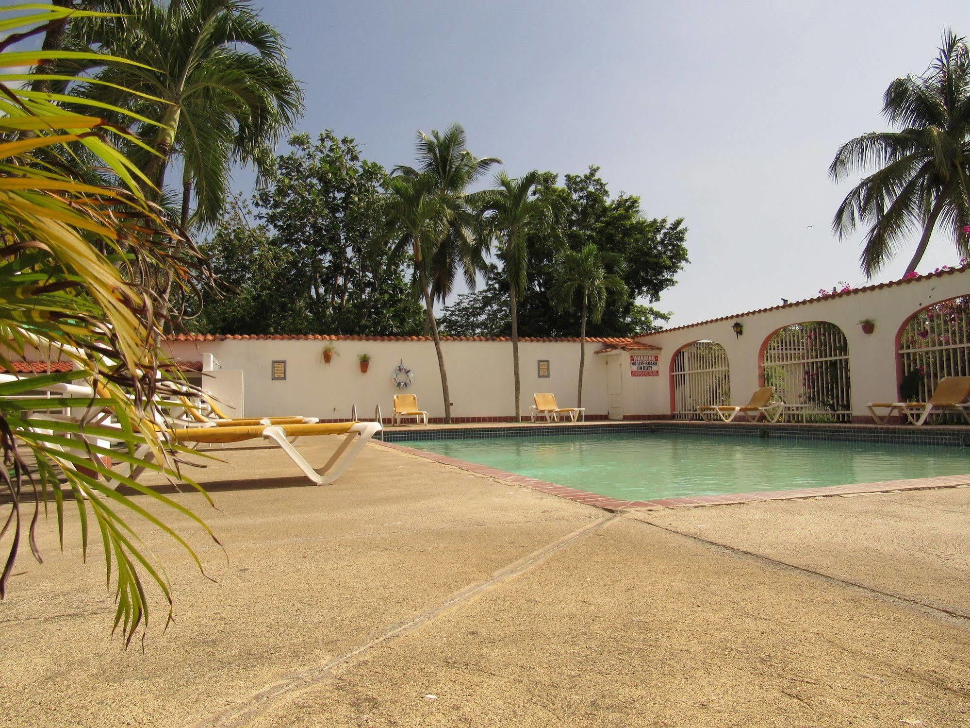 Hotel Perichi'S Cabo Rojo Eksteriør billede